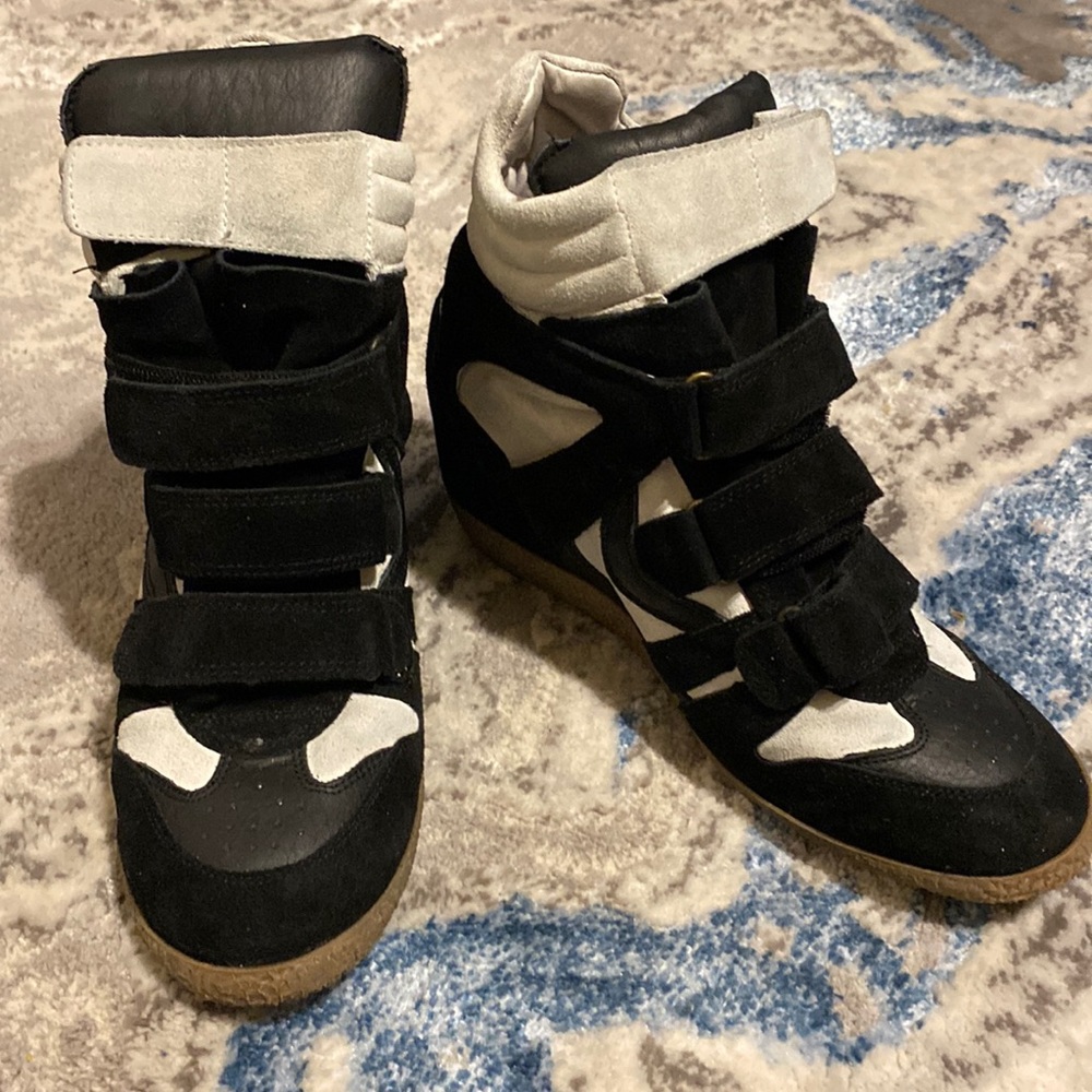 Steve Leather Wedge Tennis Shoe Style